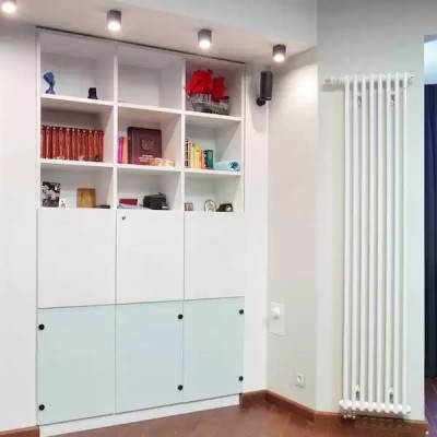 Стальной трубчатый радиатор Zehnder 3057 V001 Charleston TL 14 секций